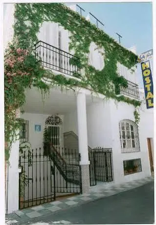 ゲストハウス オスタル トレス ソレス